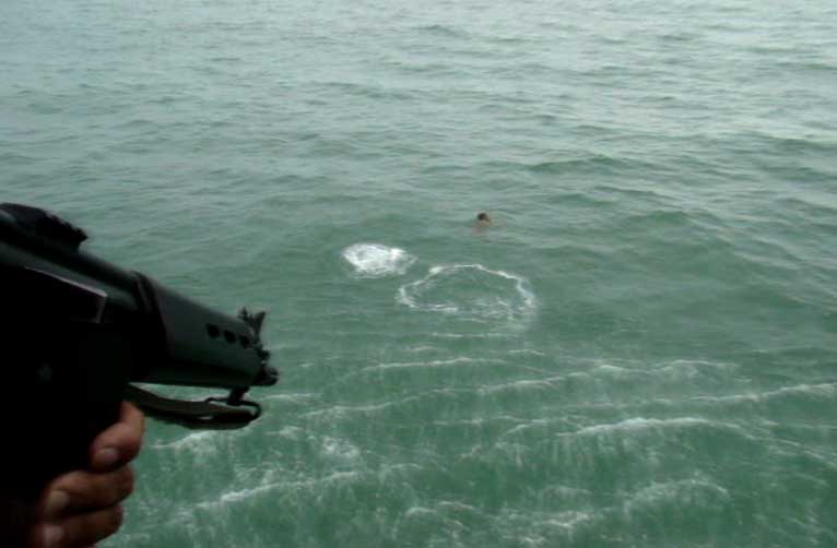 Fuga a nado em Santa Catarina