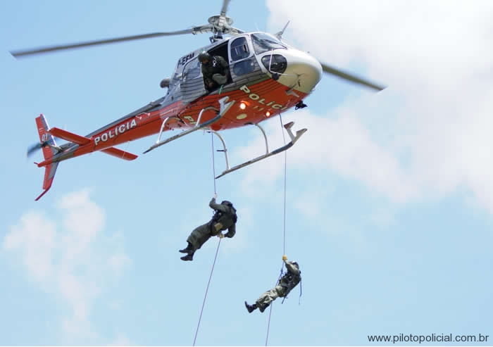 Operação de rapel do CIOPAer do Ceará