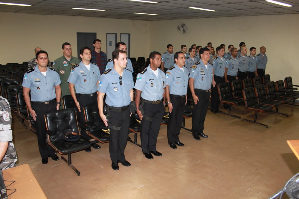 Formatura do Curso de Piloto Policial / Curso Teórico de Piloto Privado de Helicóptero realizado no GAM/RJ