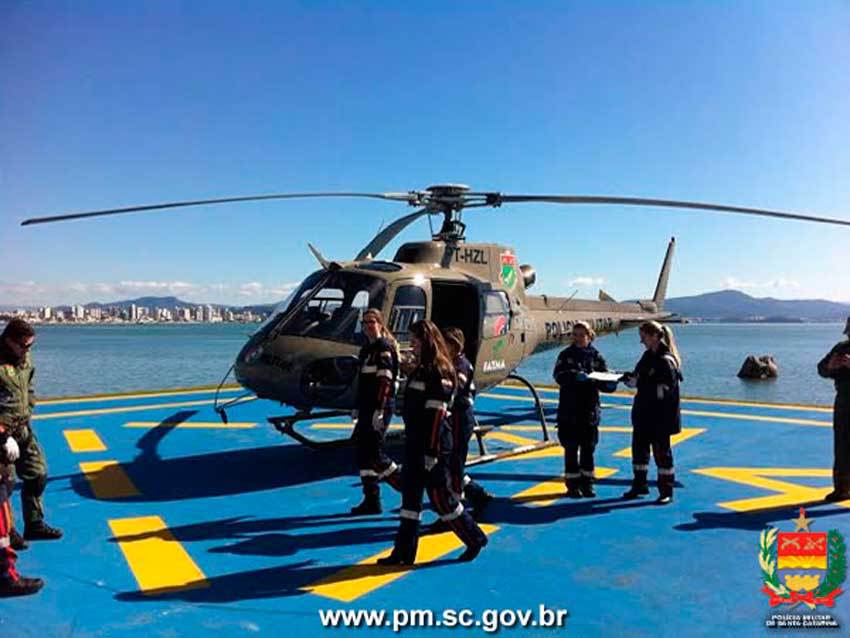 Águia 04 transporta adolescente com doença grave