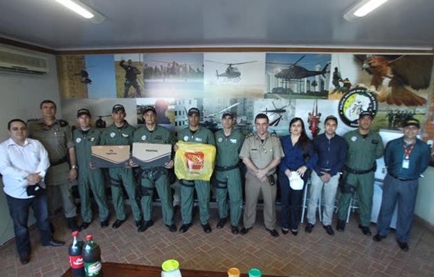 grupo-ricardo-eletro-doa-notebooks-para-o-grupamento-aereo-da-pm-de-goias