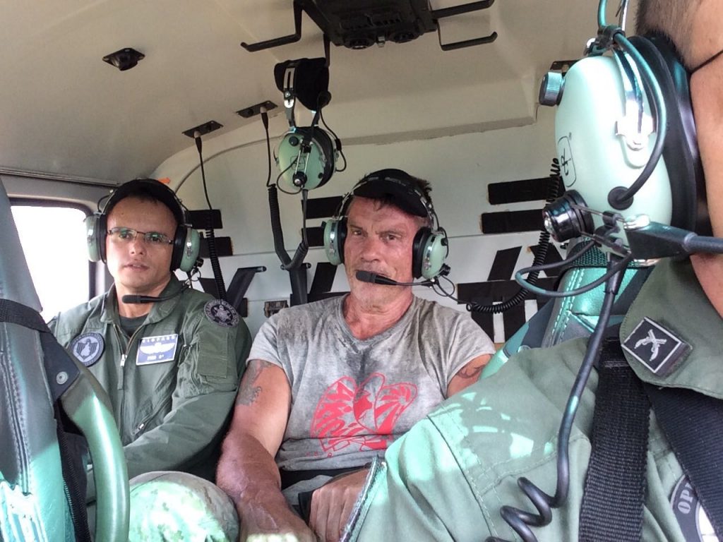 Alemão é resgatado por helicóptero do CIOPAer após se perder no meio de mata