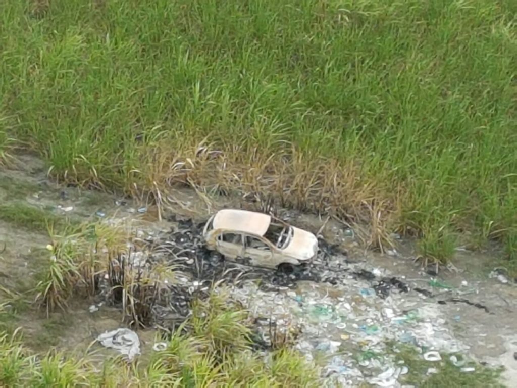 Helicóptero da Segurança Pública identifica ponto de desmanche de carros em Maceió