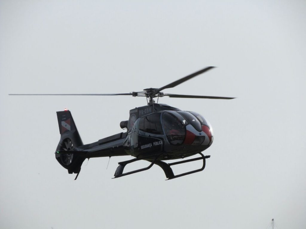 Jovens fotógrafos vistam o GRAESP e registram o momento