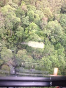 Águia 9 realiza retirada de motociclista acidentado em trilha na região de Tapiraí