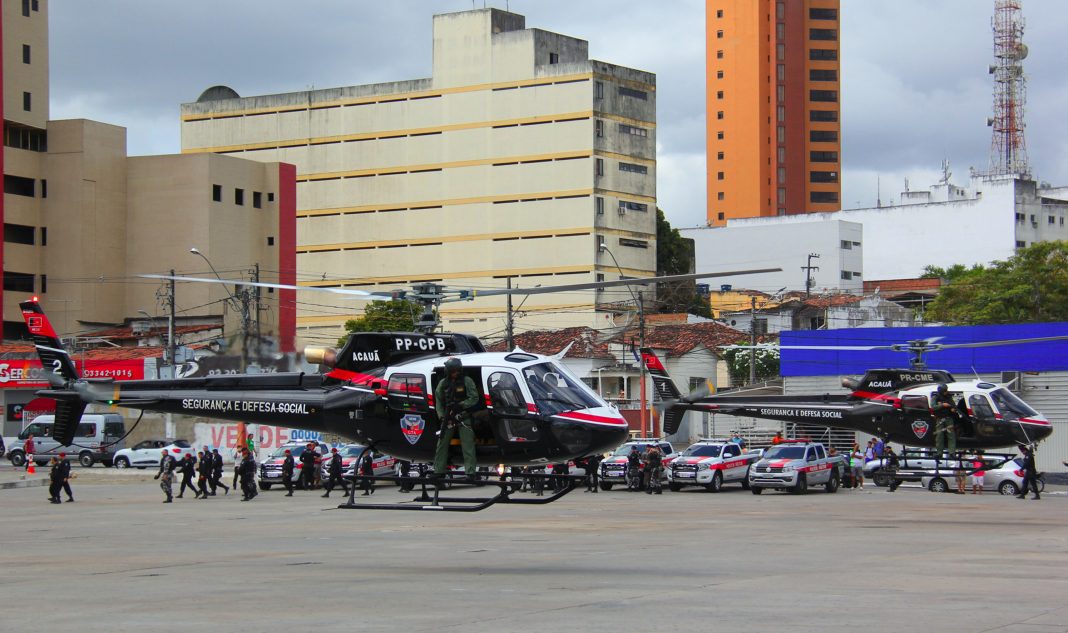 governador-ricardo-faz-entrega-do-novo-helicoptero-acaua-2_fotojose-marques-1