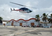 Helicóptero é acionado para resgatar bombeiros, vítimas de capotamento