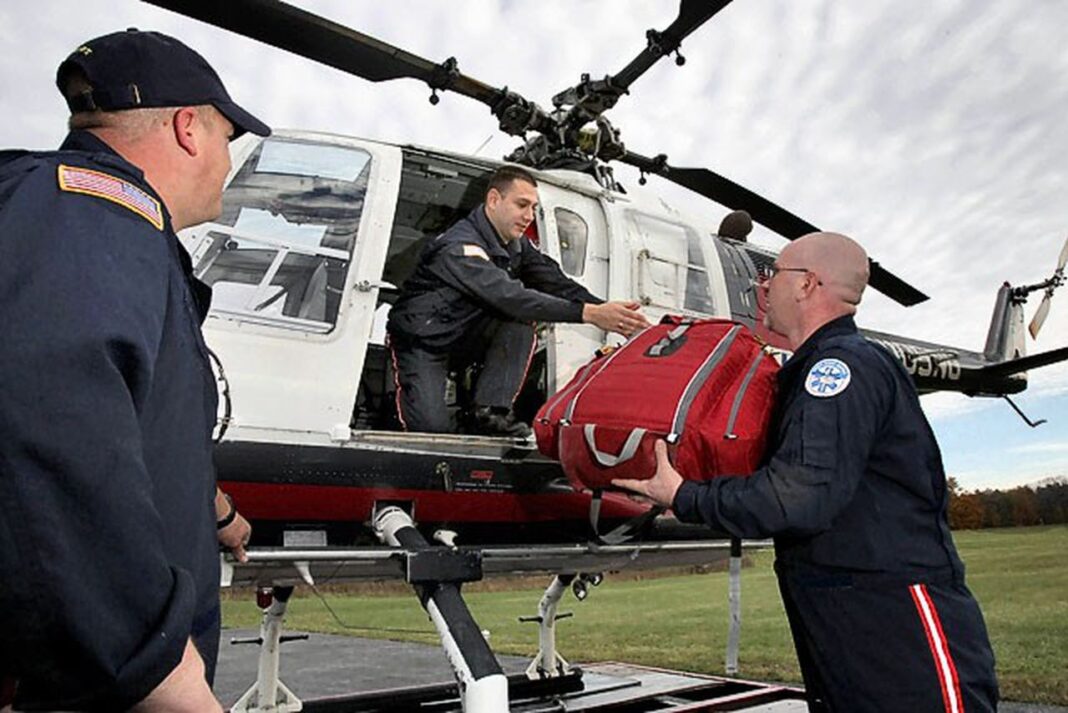 Mercy Flight Central fornece transporte de helicóptero para atendimento médico de emergência de sua base em Marcellus para a região central do estado de Nova York, Finger Lakes e Rochester.
