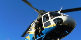 Helicóptero do CIOPAER de Tocantins recebe farol de busca para otimizar operações noturnas