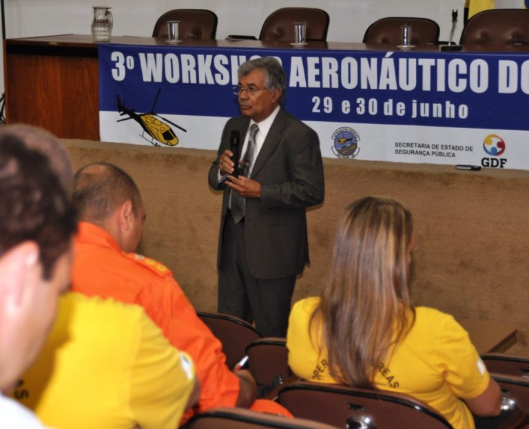 Palestra: Panes de Rotor de Cauda – Cmt Bosco