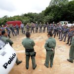 PMs e Bombeiros trocam informações sobre salvamento