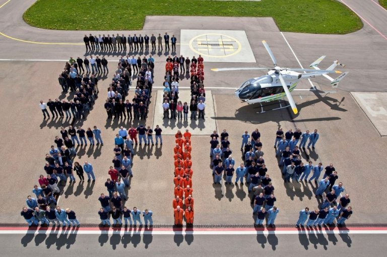 Eurocopter entrega o 500° helicóptero EC145