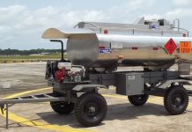 GRAESP/PA utiliza reboque-tanque para abastecimento de suas aeronaves