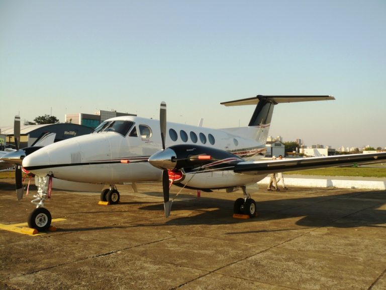 Comando de Aviação da PM de São Paulo compra kit aeromédico para dois aviões da frota