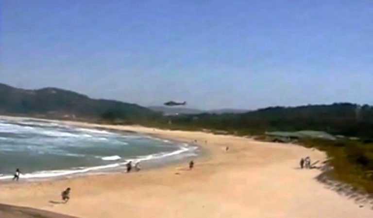 Francês e espanhol são resgatados de afogamento na Praia Mole, em SC