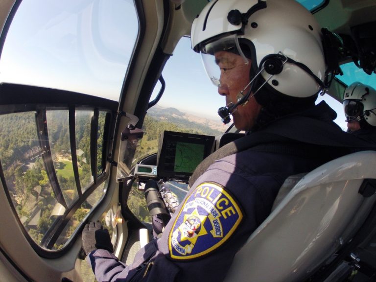 Conheça a Unidade Aérea de East Bay Regional Park District/EUA