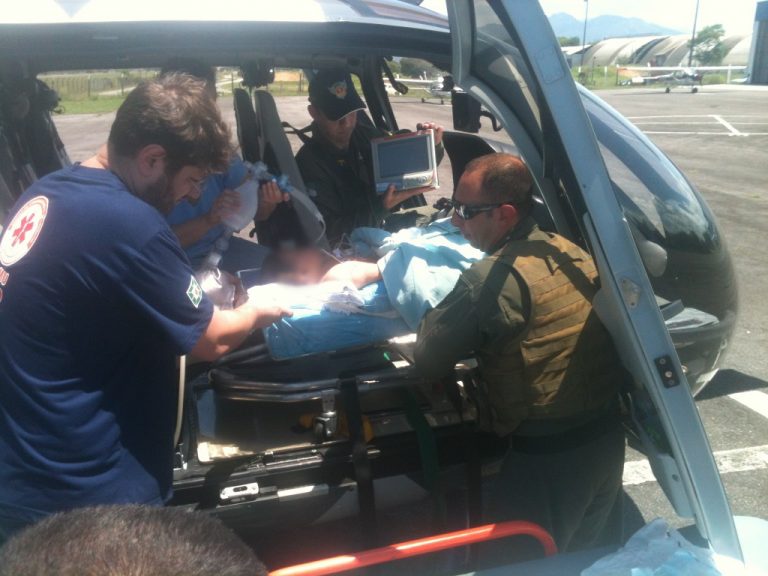 GRAER/PR transporta criança com insuficiência respiratória para Curitiba