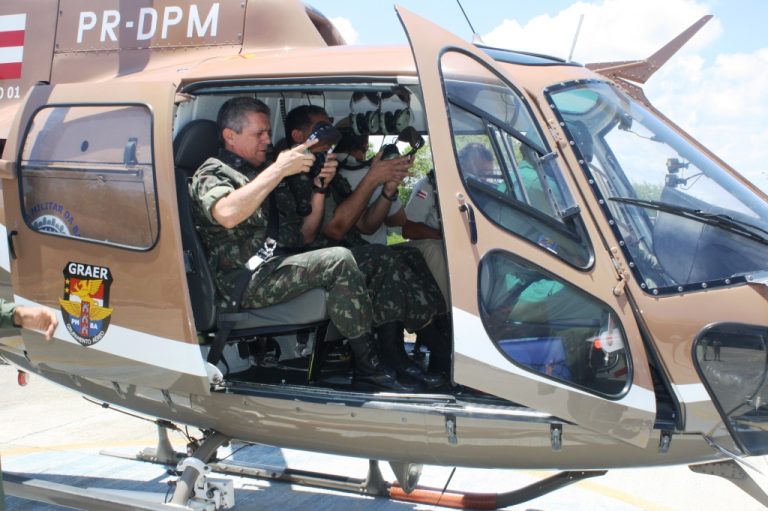 General EB Leme da IGPM visita o GRAER/BA