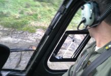 BAPM resgata adolescente em costão na praia de Itaguaçú/SC