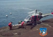 Helicóptero Águia realiza salvamento em Ilhabela/SP