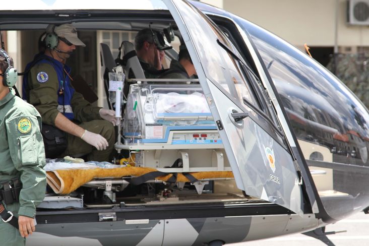 GRAER/PR realiza transporte aéreo de recém-nascido com risco de vida para Curitiba