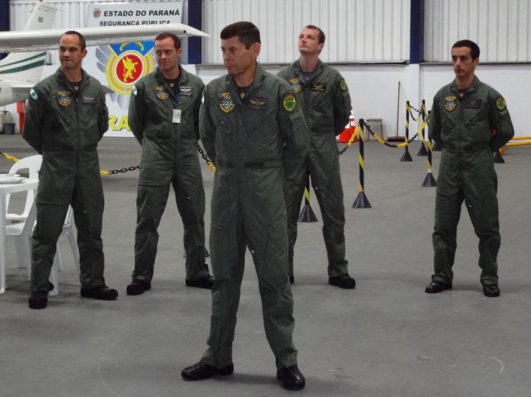 Passagem para Reserva Remunerada de Oficial do GRAER/PR