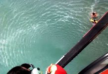 Turistas uruguaios são resgatados pelo helicóptero Arcanjo, em Santa Catarina