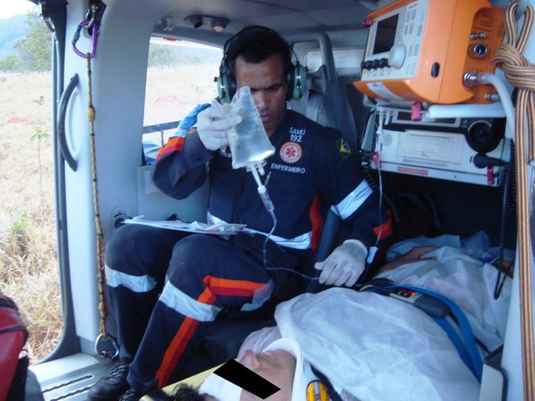 Transporte aeromédico: conhecendo a relevância do enfermeiro de bordo