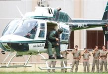 Bombeiros e Graer realizam treinamento com helicóptero em Maringá