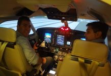 Pilotos do GRPAe realizam recheque de King Air B200 GT nos EUA