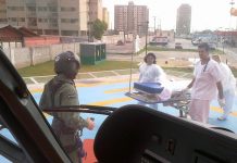 NOTAer e SAMU socorrem criança e adolescente feridos em Guarapari