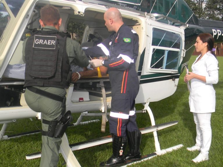 Helicóptero do Graer transfere paciente para Ponta Grossa