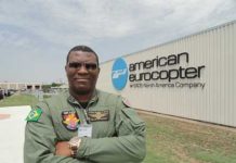 Pilotos do GRAER/BA treinam em simulador de voo nos EUA e participam de instrução sobre PBN