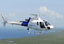 Helicóptero do CBP americano é atingido por pedrada