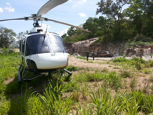 Águia 4 resgata vítima de acidente na serra de São Vicente/MT