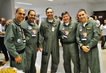 Encontro de Segurança de Voo em Presidente Prudente Oficias do GRPAe e da FAB no Encontro de Segurança de Voo de Presidente Prudente 2013