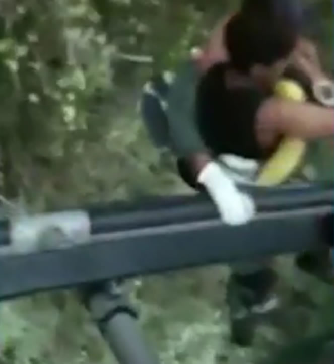 Águia 02 da PM de Santa Catarina resgata jovens perdidos na mata