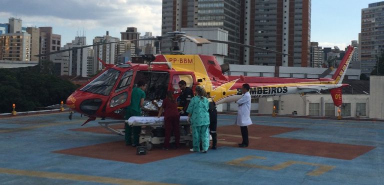 Arcanjo transporta motociclista em Itabirito, MG