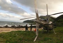 Homem cai de parapente e é resgatado pelo helicóptero da PM em Penha/SC