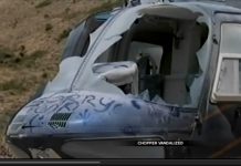 Helicóptero policial é vandalizado no Texas/EUA