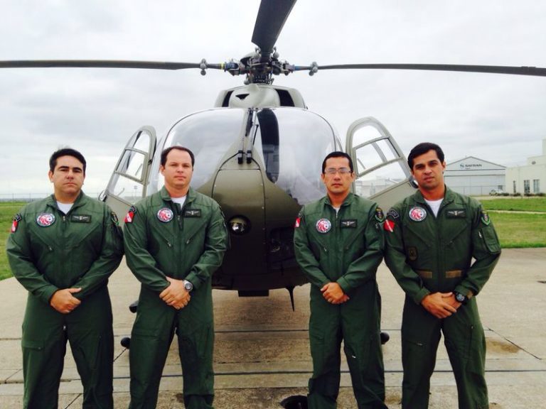 Pilotos do GRAESP realizam treinamento nos EUA para operação do EC145