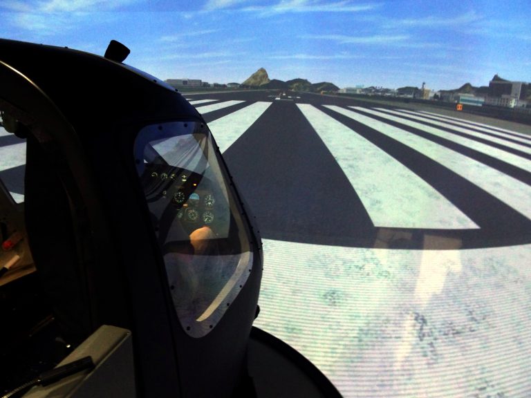 O novo simulador de helicóptero AS 350 em São Paulo