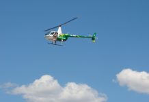 Helicóptero da Polícia Militar na Operação Veraneio no litoral de Piauí