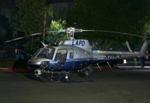 Helicóptero do LAPD faz pouso de precaução em Los Angeles/EUA