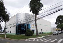 TRE mantém condenação de Richa por usar helicópteros do Estado durante campanha