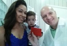 Ao ter a vida salva graças a resgate do BPMOA, criança visita médico e presta homenagem
