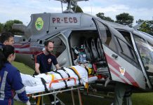 BPMOA/PR: Helicóptero transporta vítima de acidente para Apucarana/PR
