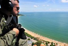 Como é a rotina de patrulhamento a bordo do Águia da PM em Balneário Camboriú