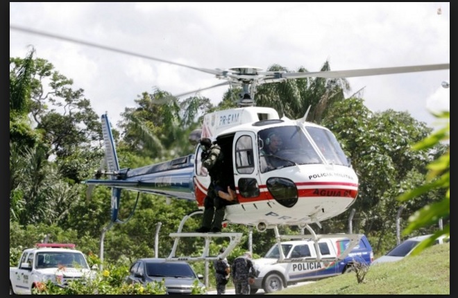 Helicópteros da PM são despejados de hangar em Manaus