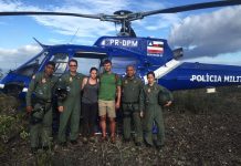 Graer/PM e bombeiros resgatam casal de americanos em Lençóis